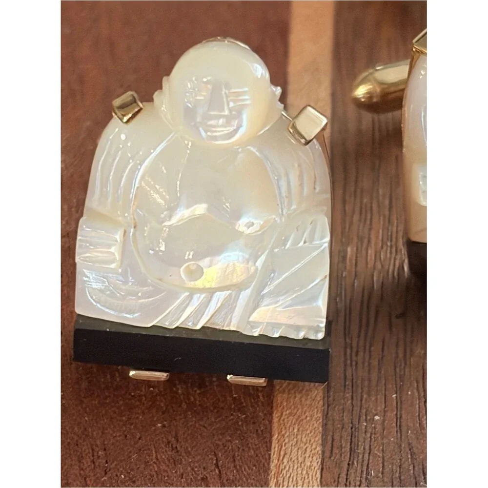 Vintage Swank Mother of Pearl /Onyx laughing Buddha cufflinks and tie tack set.